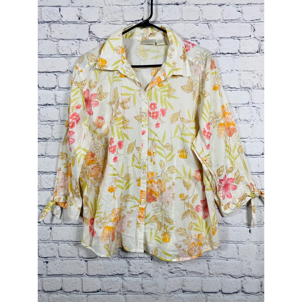 Erika Woman Blouse Womens Floral Button Up White Pink 1X Excellent Tie Sleeve